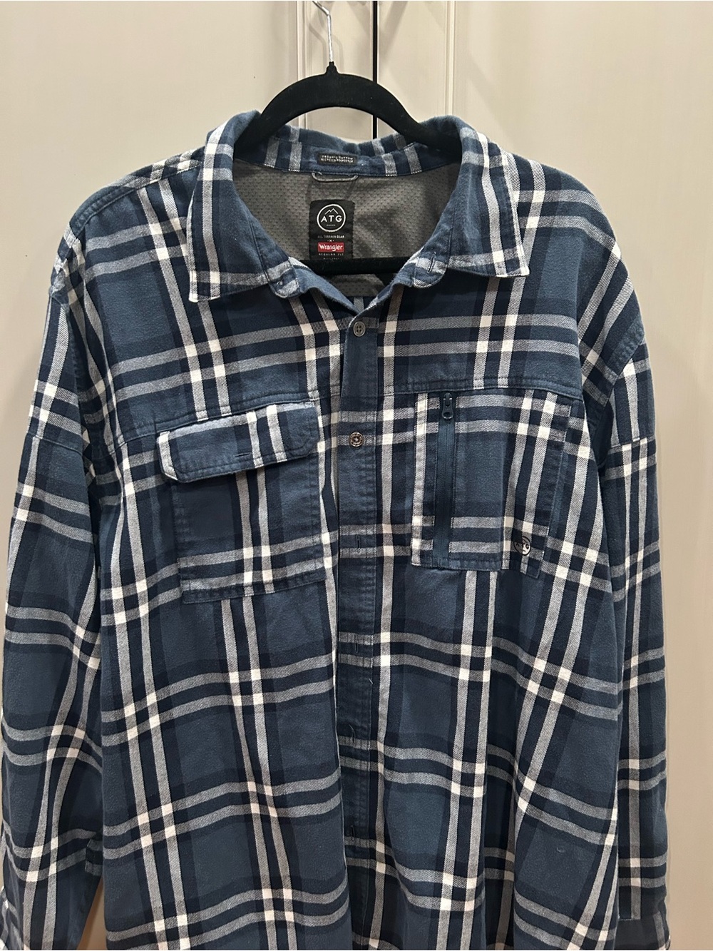 Wrangler Blue & White Plaid Lightweight Shirt Jacket
